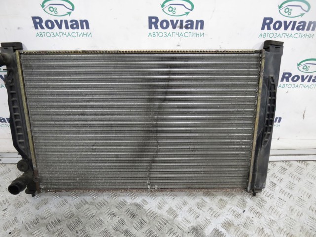 Радиатор водяной 8D0121251BH VAG