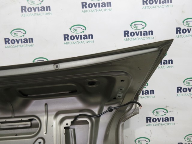 901006652R Крышка багажника купить Кривой Рог