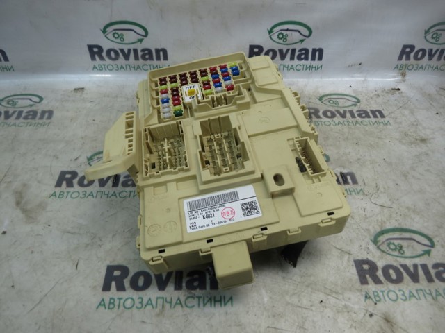 Панель предохранителей 91950K4021 HYUNDAI