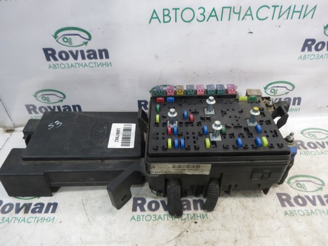 Блок предохранителей и реле 919511F220 HYUNDAI