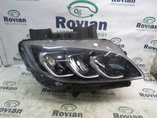 Фара правая 92102J9600 HYUNDAI