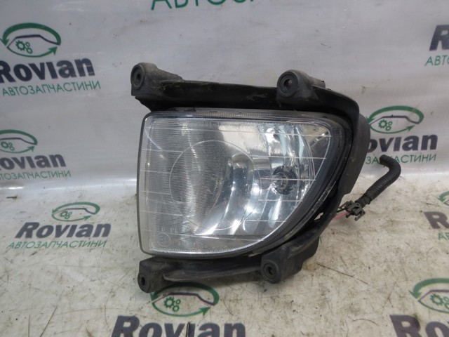 Фара противотуманная, левая 922011F001 HYUNDAI