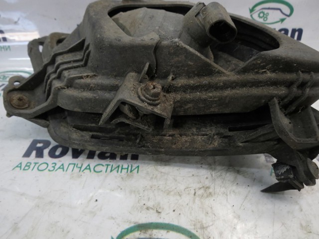 922021H070 Фара противотуманная правая купить Николаев