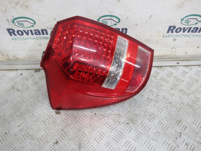 Задний левый стоп 924011H300 HYUNDAI