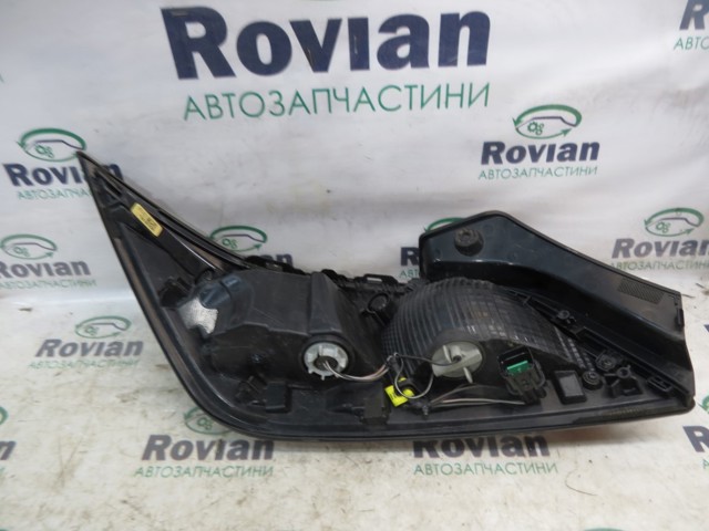 HYUNDAI 92406J9600 Фонарь заднего бампера правый в наличии Тернополь