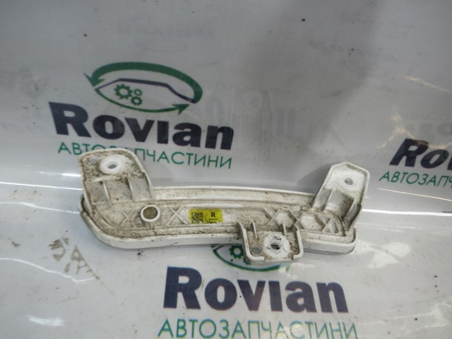 92408K4210 HYUNDAI Катафот (отражатель) переднего бампера правый купить в Украина
