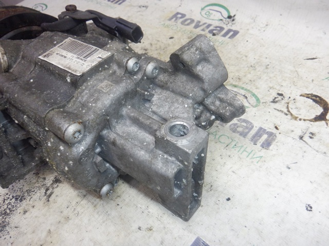926000216R Компрессор кондиционера купить Киев
