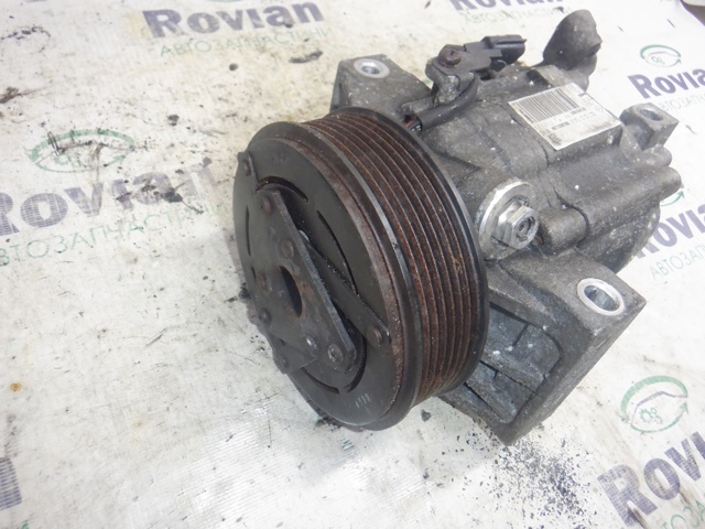 926000216R RENAULT Компрессор кондиционера купить в Украина