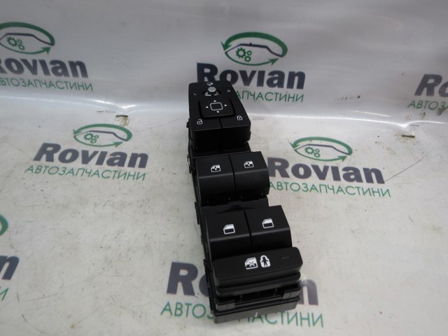 Кнопки переднего левого стеклоподъемника 93571CV380 HYUNDAI