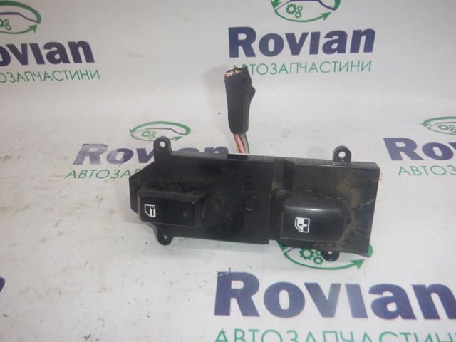 Блок управления зеркалами заднего вида 935752B000S4 HYUNDAI