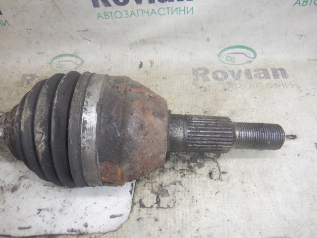 ШРУС внутренний передний правый 95480034 GM