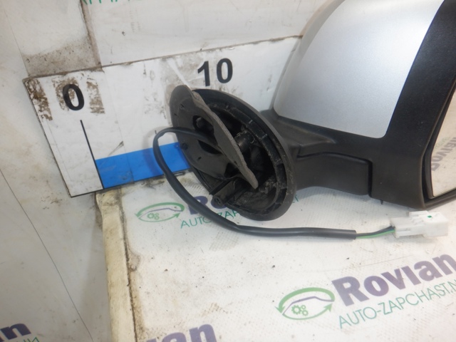Наружное зеркало правое 963017247R RENAULT