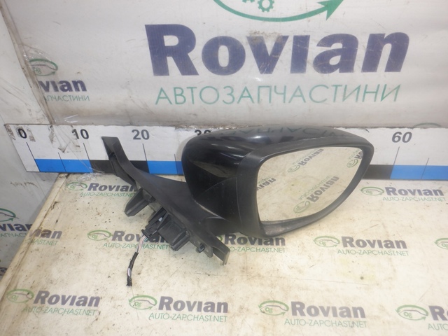 Боковое зеркало заднего вида правое 963019461R RENAULT