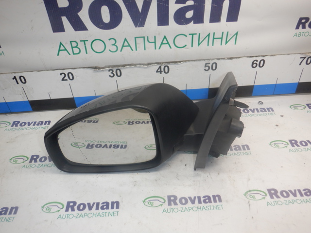 Левое боковое зеркало 963020180R Renault (RVI)