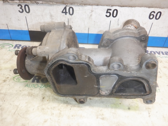 Водяной насос 96307717 GM
