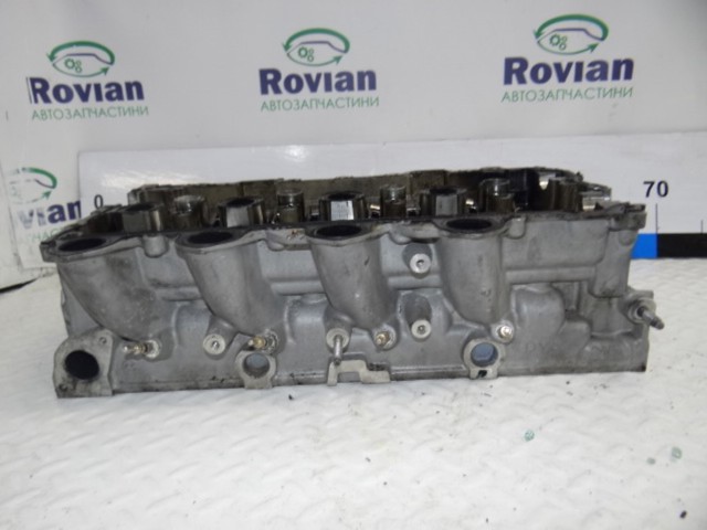 Головка блока в сборе c распредвалами Ford Focus II