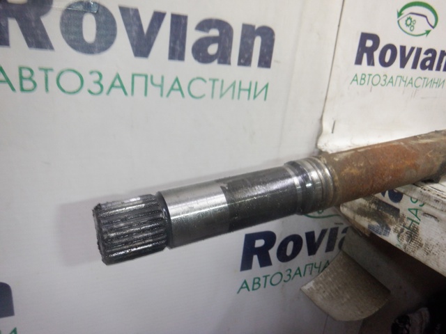 Полуось передняя, правая 9661107280 PEUGEOT