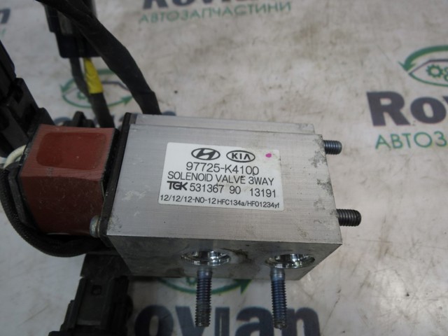 HYUNDAI 97725K4100 в наличии Запорожье