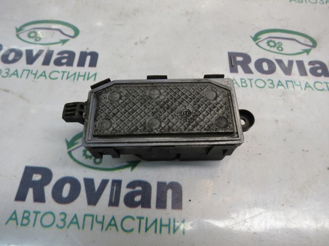 Ежик вентилятора AV6N19E624BA FORD