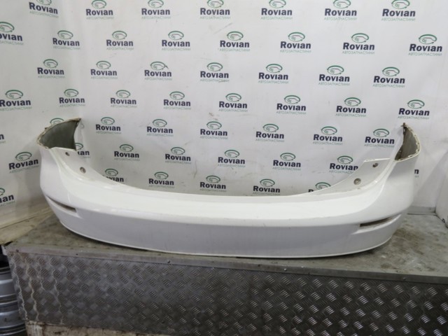 Задний бампер CC2950221DAA MAZDA
