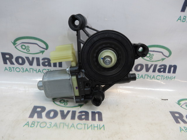 CM0941200 FORD Мотор стеклоподъемника двери передней правой купить в Житомир