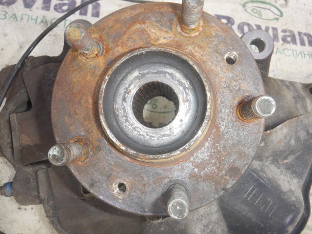 MAZDA GAM633031 Цапфа (поворотный кулак) передний левый в наличии Павлоград