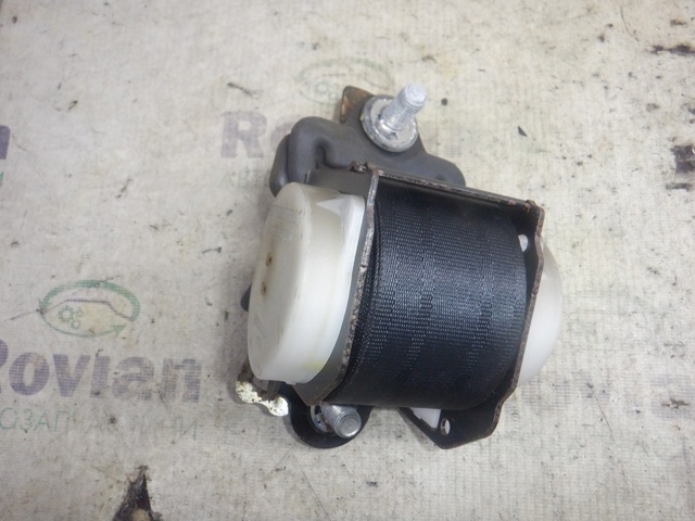 Ремень безопасности задний GS1M57730A01 MAZDA