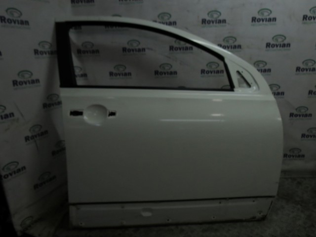 Пассажирская передняя дверь H0100JD0MD NISSAN