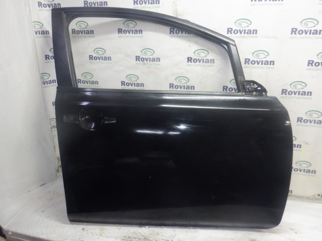 Пассажирская передняя дверь H010M3NAMA NISSAN