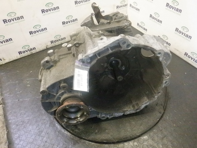 Механическая коробка переключения передач Volkswagen Passat B6