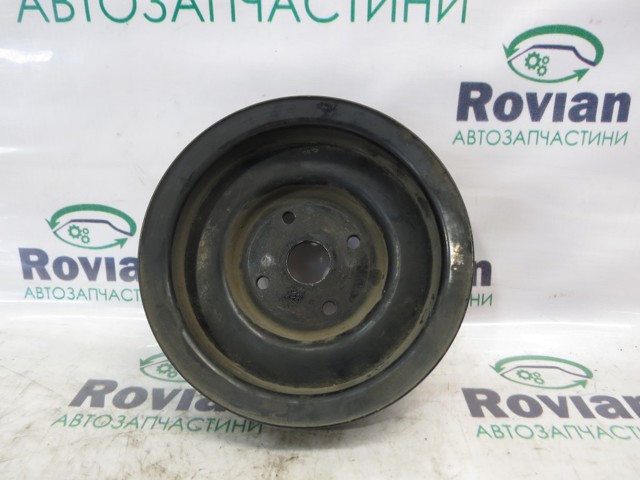 Шкив водяной помпы Mitsubishi Pajero SPORT I