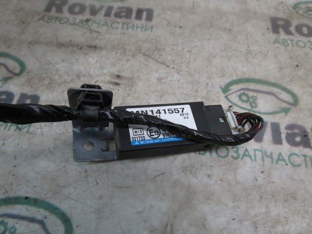 Антенна иммобилайзера MN141557 MITSUBISHI