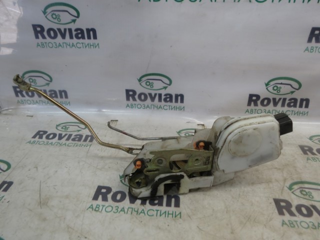 Запор кабины MR432139 MITSUBISHI