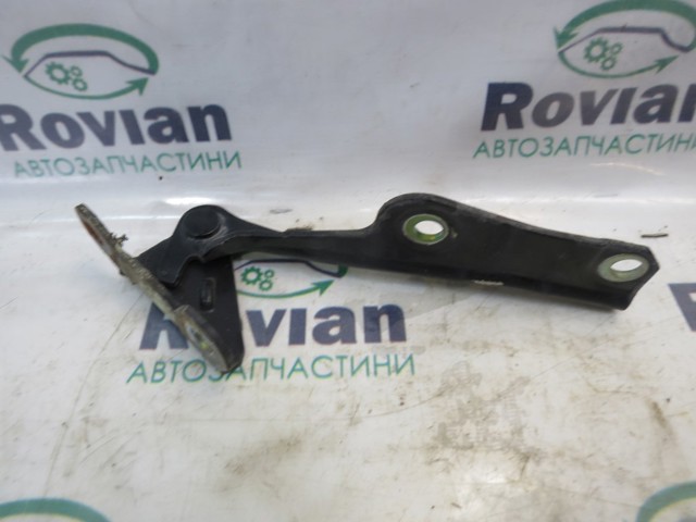Левая петля капота MR473529 MITSUBISHI