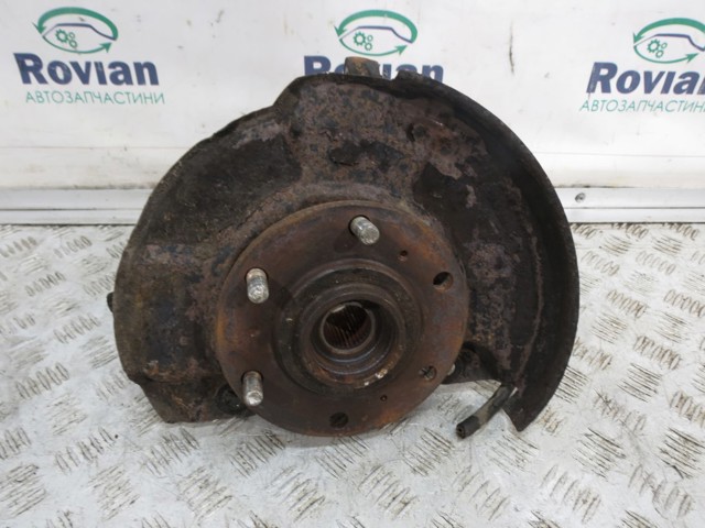 Цапфа поворотная левая MR992377 MITSUBISHI