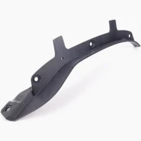 Брызговик передний, левый 88531842302 DIAMOND