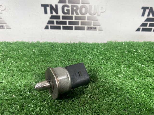 Датчик давления топлива Skoda SuperB 2