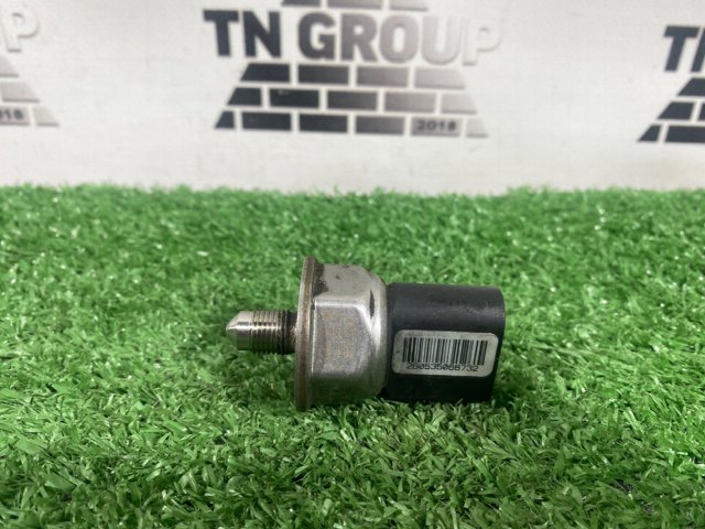 Датчик давления топлива Volkswagen Golf 4