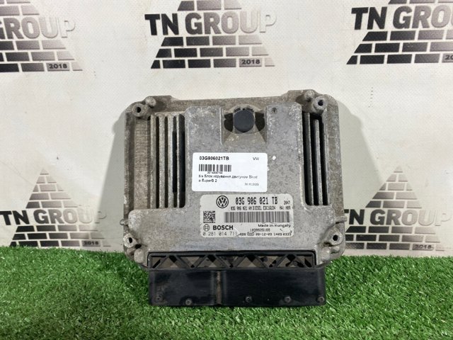 Компьютер двигателя 03G906021TB VAG