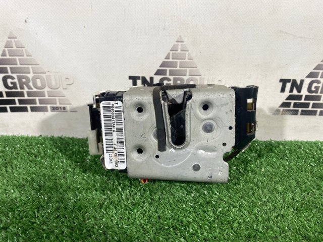 CHRYSLER 04589417AH Замок двери передней левой в наличии Ирпень
