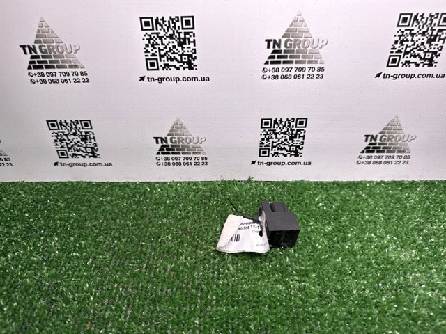 05084008AA Датчик занятости сиденья купить Ирпень