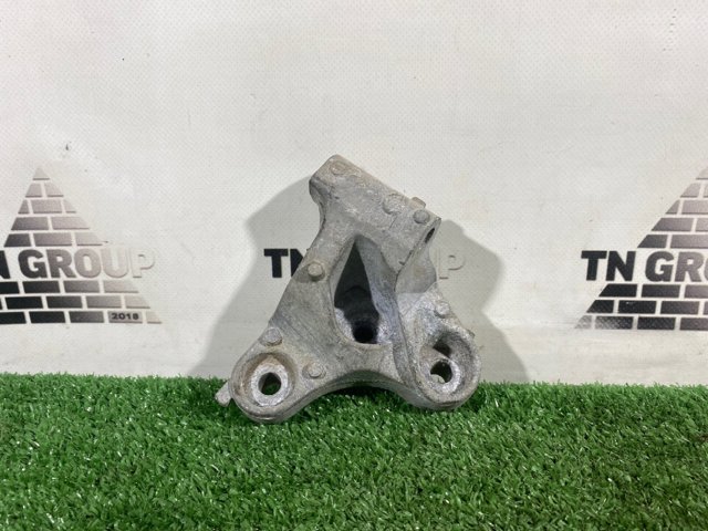 NISSAN 117103TA0A Кронштейн генератора в наличии Николаев