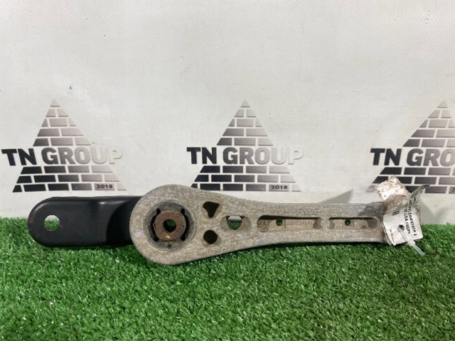 Задняя опора двигателя 1K0199855BF VAG