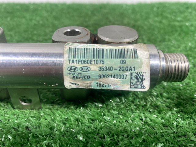 Распределитель топлива (рампа) 353042GGA0 HYUNDAI