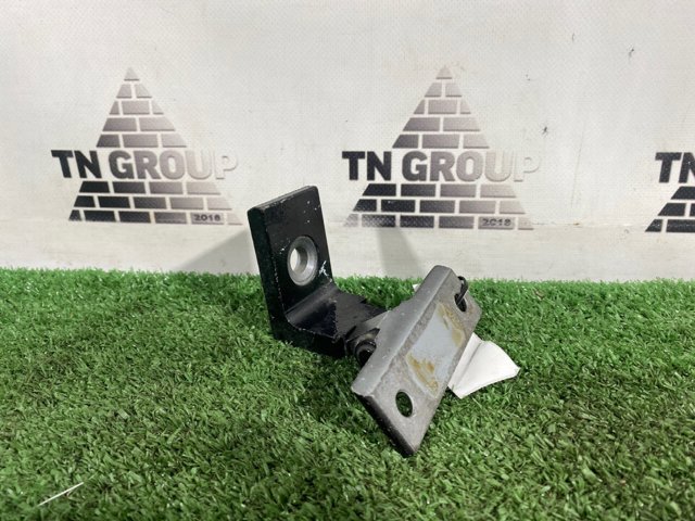 41007377546 BMW Петля двери передней правой купить в Тернополь