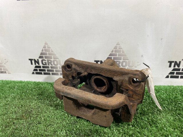 NISSAN 440013NF0A Суппорт тормозной задний правый в наличии Житомир