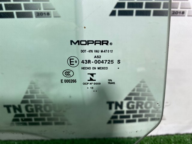 5076890AC CHRYSLER Стекло двери задней правой купить в Житомир