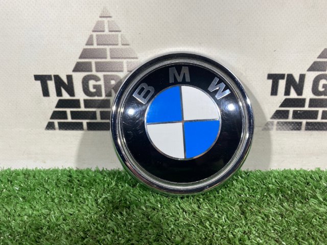 51147294465 BMW Эмблема крышки багажника купить в Кривой Рог