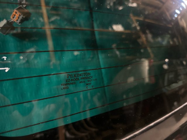 5155452AC CHRYSLER Стекло багажника двери 3/5-й задней (ляды) купить в Ирпень