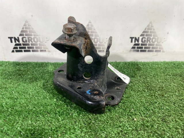 55429JG00D NISSAN Кронштейн передний заднего продольного рычага купить в Ужгород